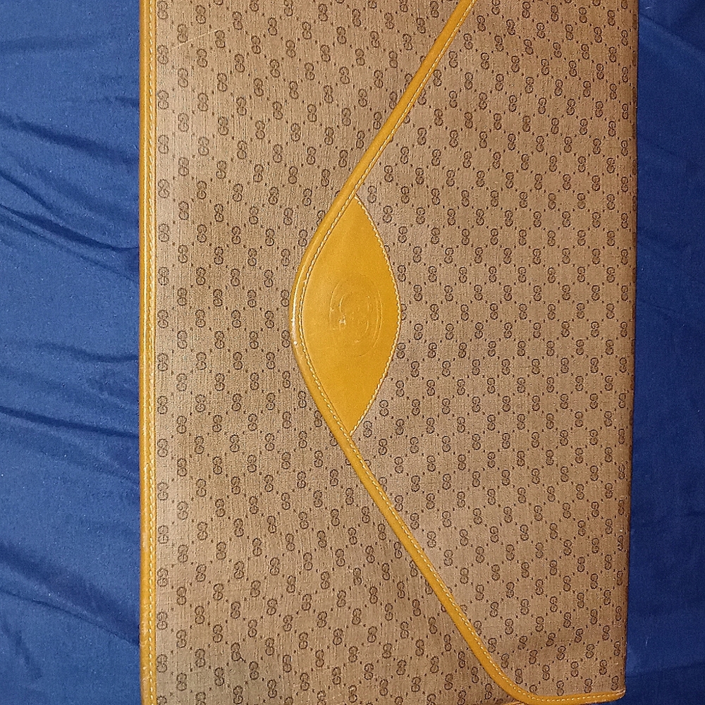 Vintage EUC Gucci Document Porfolio